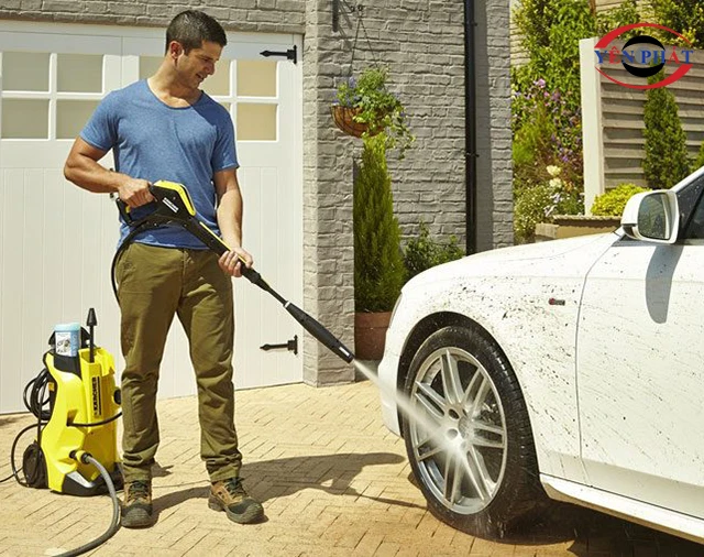 Máy phun rửa xe Karcher K4 Full Control