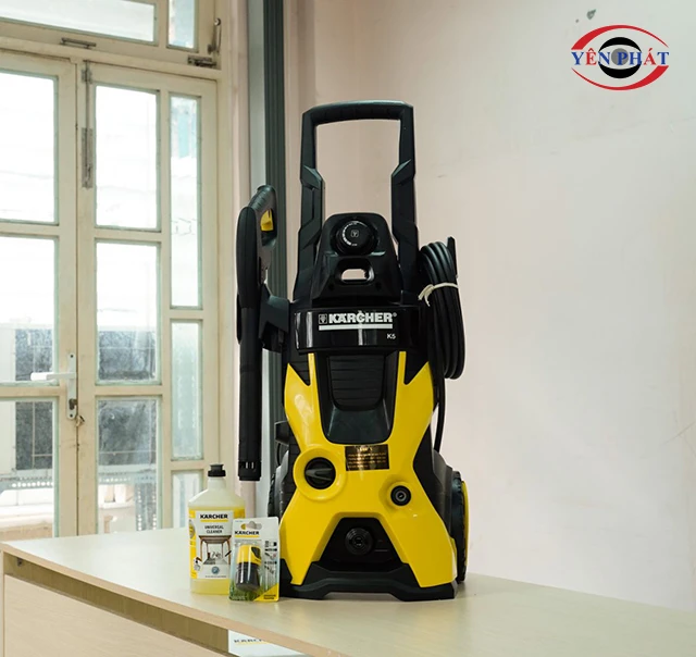 Máy rửa xe gia đình Karcher K5 EU