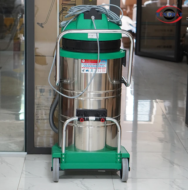 Phía sau máy hút bụi Kumisai KMS 803