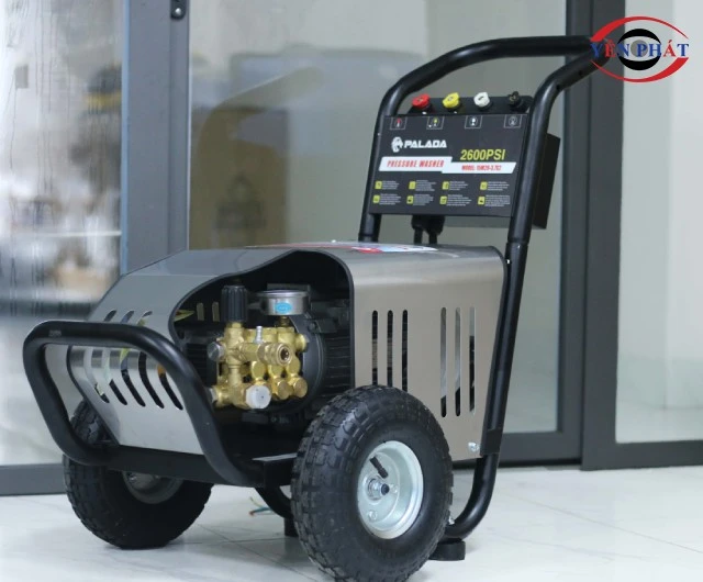 Máy xịt rửa xe chỉnh áp Kumisai 15M26-3.7S2 2600 PSI