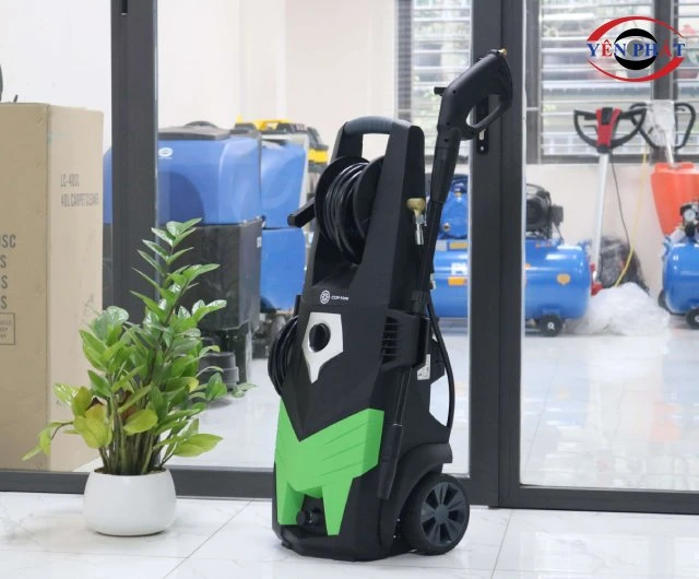 Máy rửa xe có chỉnh áp phân phổi tại Yên Phát