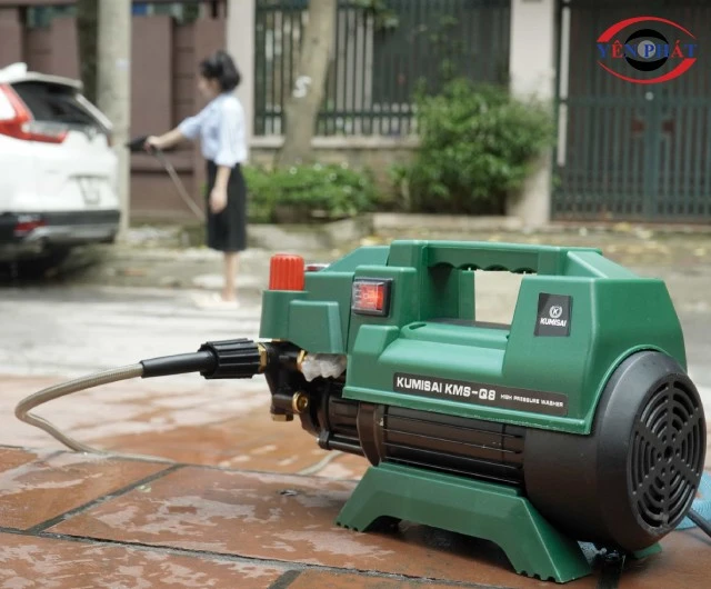 Máy rửa xe chỉnh áp kumisai