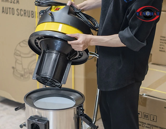 Máy giặt thảm Kumisai KMS 401C làm từ chất liệu vip