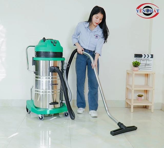 Thao tác máy hút bụi Kumisai KMS 90