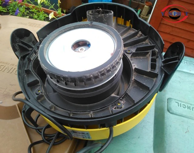 Motor máy hút bụi công nghiệp có mùi khét