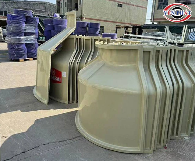 Vỏ tháp giải nhiệt Kumisai 250rt