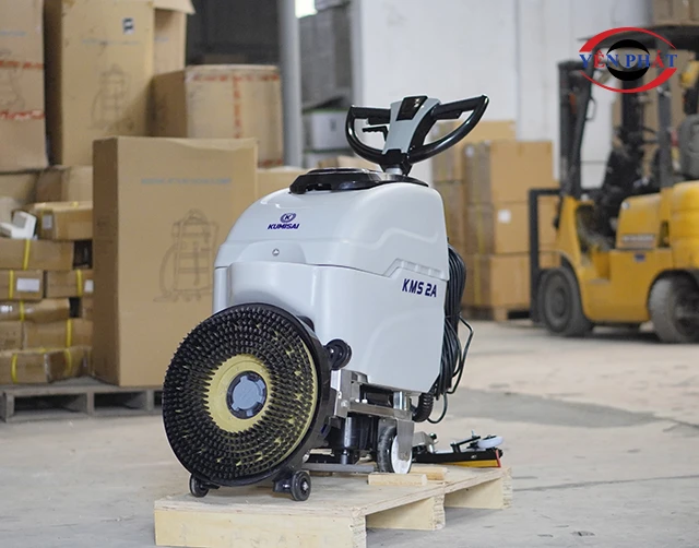 Máy chà sàn liên hợp cánh bướm Kumisai KMS2A cùng phụ kiện
