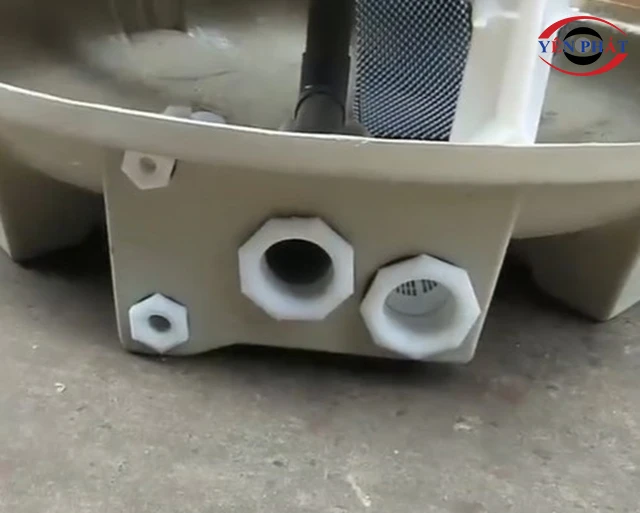 Vị trí nước ra vào của tháp giải nhiệt