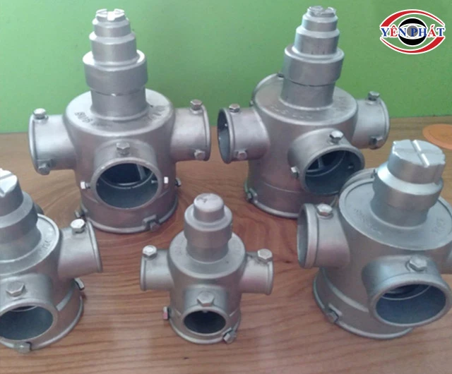 đầu phun nước trong tháp giải nhiệt