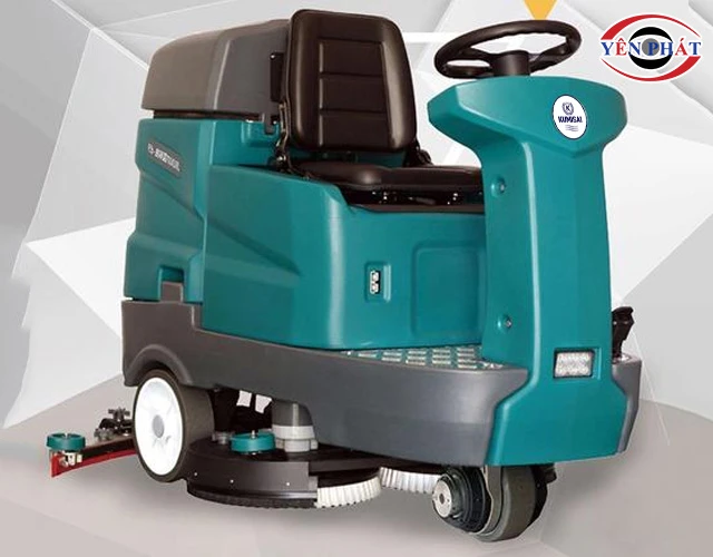 Máy chà sàn ngồi lái Kumisai KMS D9