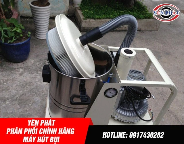 máy hút bụi Kumisai KMS 220 yên phát