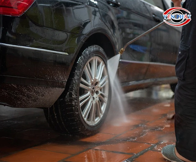 Phun rửa xe hiệu quả