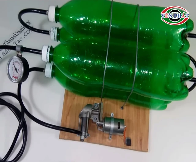 Chế máy bơm nén khí từ vỏ chai nhựa