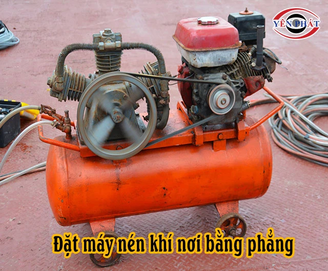 đặt máy nơi bằng phẳng