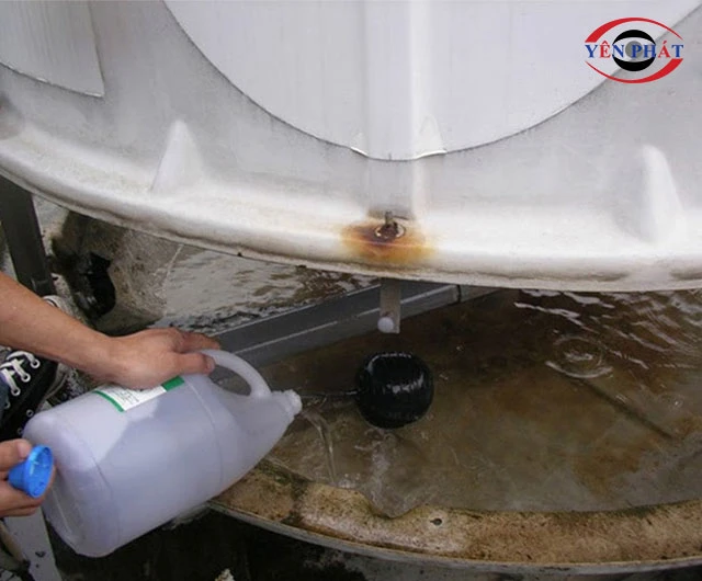 vệ sinh bồn chứa nước bằng hoá chất