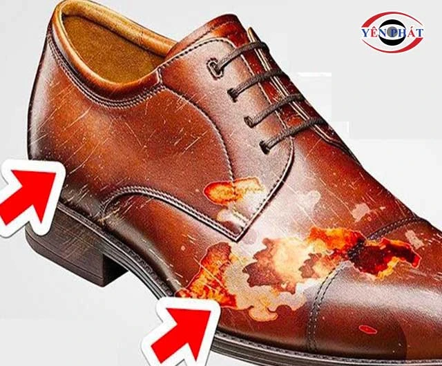 Da giày chất liệu kém