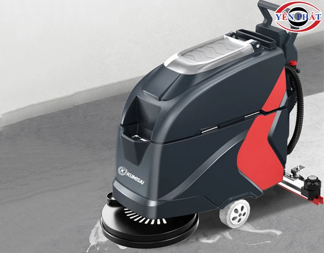 Hiệu suất làm sạch máy chà sàn liên hợp Kumisai KMS 55B cao
