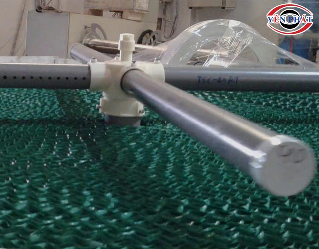 Kiểm tra đầu phun để tăng hiệu suất của tháp giải nhiệt