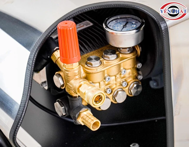 Đầu bơm máy rửa xe Kumisai tự động ngắt KMS 220/5.5