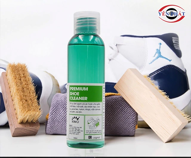 12+ Dung dịch vệ sinh giày Sneaker: Siêu sạch, Thơm, Giá rẻ