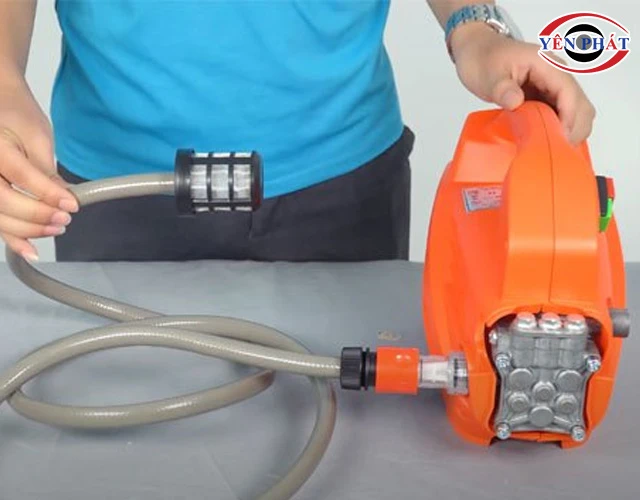 Lắp máy rửa xe gia đình Kumisai KMS 1600
