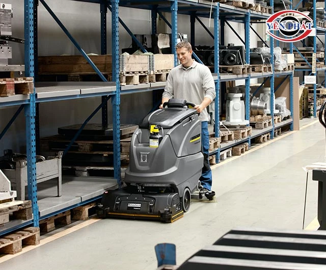 sử dụng máy chà sàn Karcher B40
