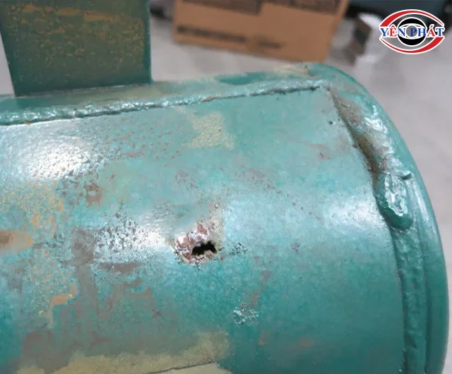 bình tích áp khí nén bị bục