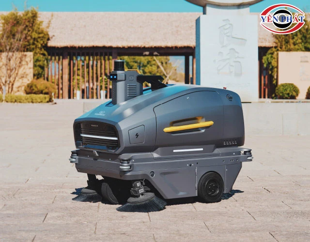 xe quét rác tự động Kumisai KMS 130E cơ động