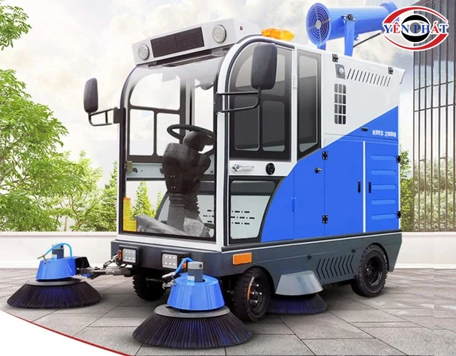Địa chỉ bán xe quét rác ngồi lái Kumisai KMS 2000