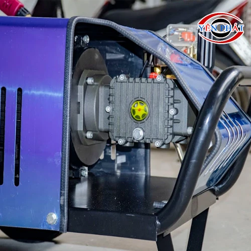 Máy rửa xe cao áp Kumisai KMS-1805E 4