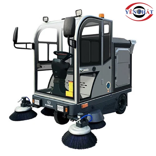 Xe quét rác ngồi lái Kumisai KMS 1900D