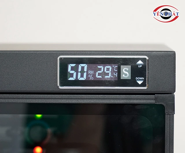 đèn led hiển thị của tủ chống ẩm Kumisai DHC080