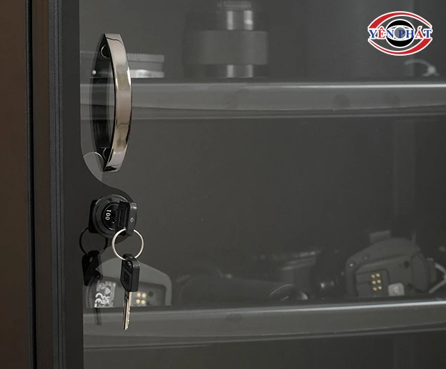 kính trong suốt của tủ chống ẩm Kumisai DHC080