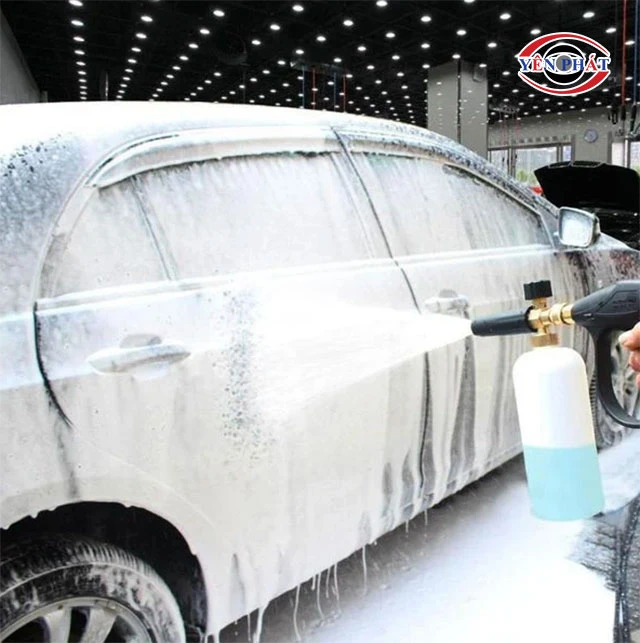 Cách sử dụng bình bọt tuyết rửa xe chi tiết cho người mới
