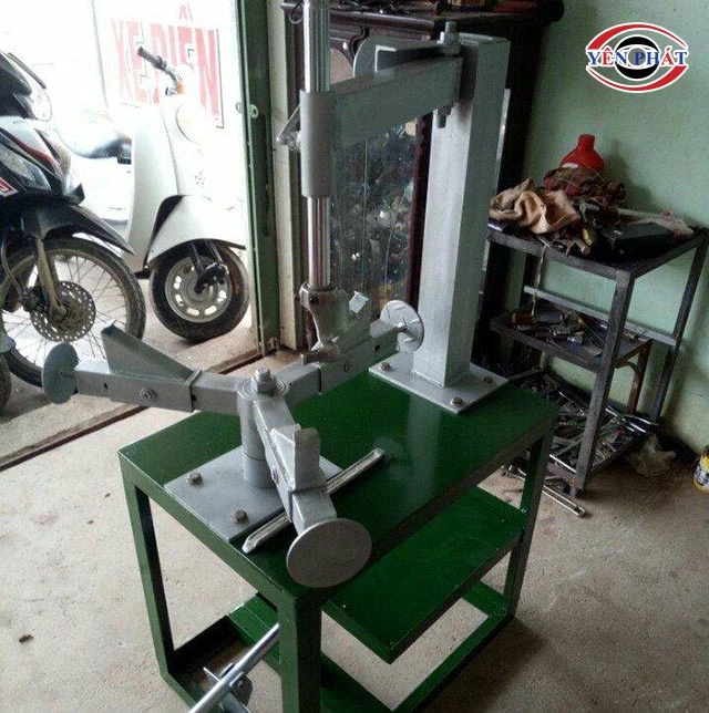 máy ra và lốp tự chế