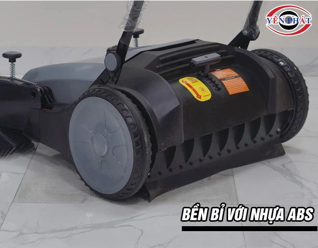 Xe quét rác đẩy tay mini Kumisai KMS S1 bền bỉ