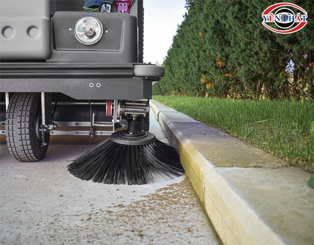 Bàn chải xe quét rác Lavor SWL R1000 ST