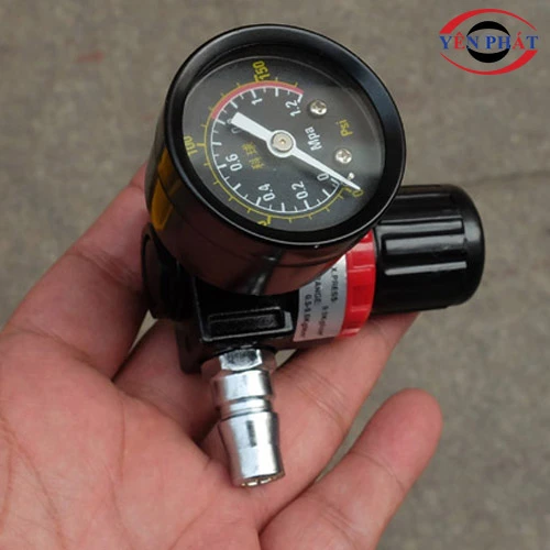 Máy bơm mỡ dùng khí nén Kocu GZ-150 6