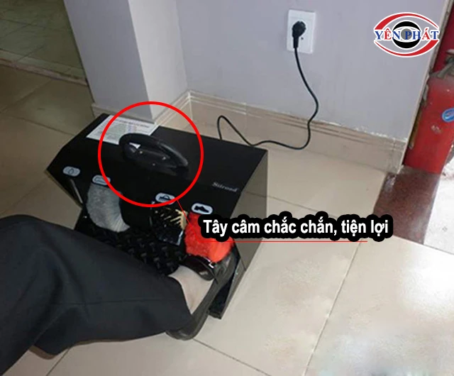 tay cầm chắc chắn