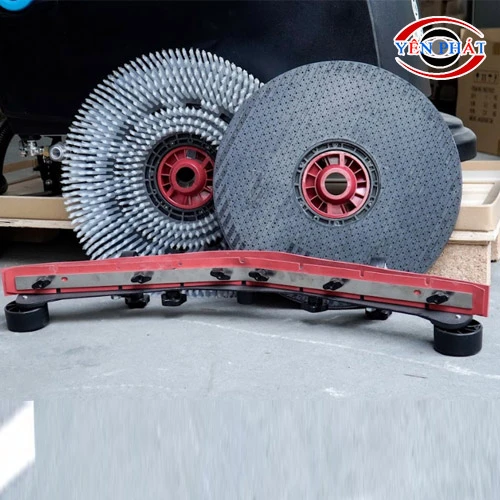 Máy chà sàn liên hợp Kumisai KMS 75BE (Dùng điện và ắc quy) 6