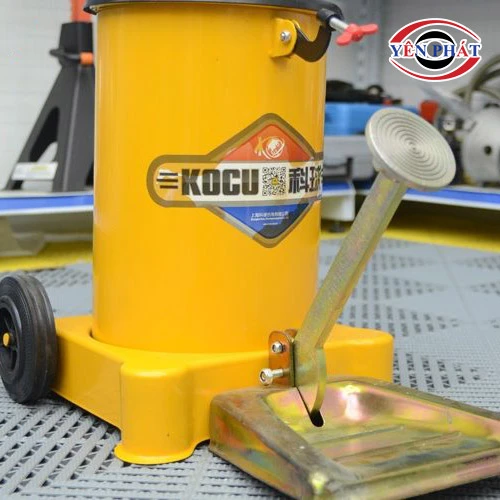 Máy bơm mỡ bằng chân Kocu GZ-6J 12 lít giá rẻ 4