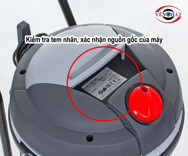 kiểm tra tem nhãn trên máy