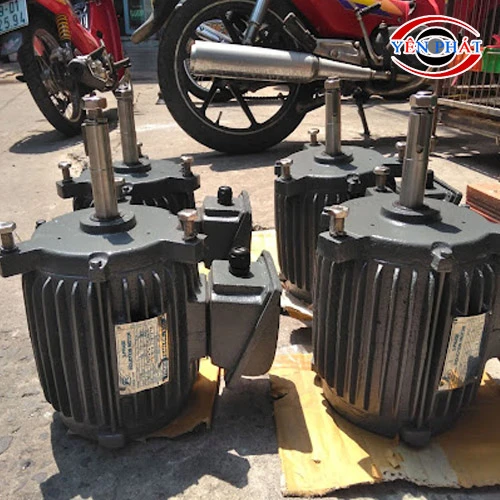 Tháp giải nhiệt Liang Chi LBC-225RT 2