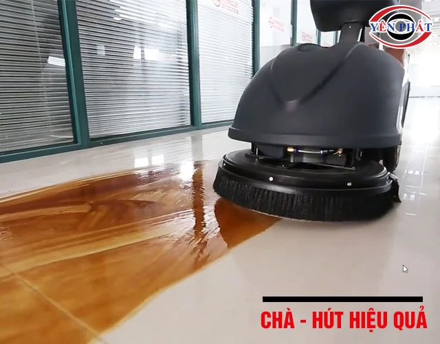 Máy chà sàn liên hợp Kumisai KMS 15C làm sạch hiệu quả