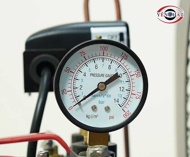 đồng hồ áp suất của Kumisai KMS 370