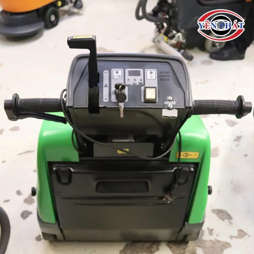 Xe quét rác đường đẩy tay IPC 505 ST 7