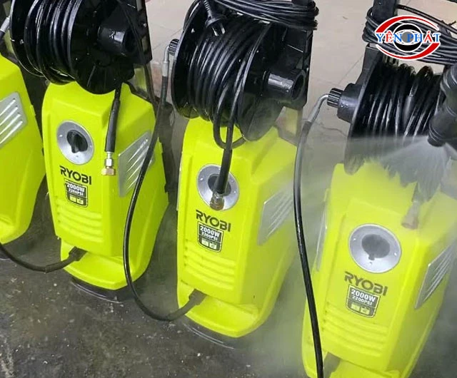 Máy rửa xe Ryobi 2000W