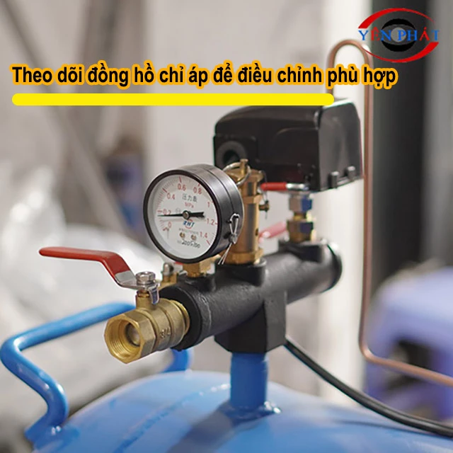 theo dõi đồng hồ để điều chỉnh áp