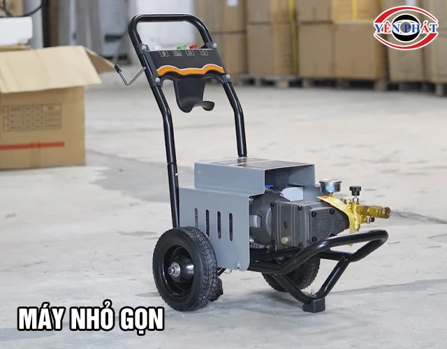 Máy rửa xe Lutian 80/2.2 nhỏ gọn