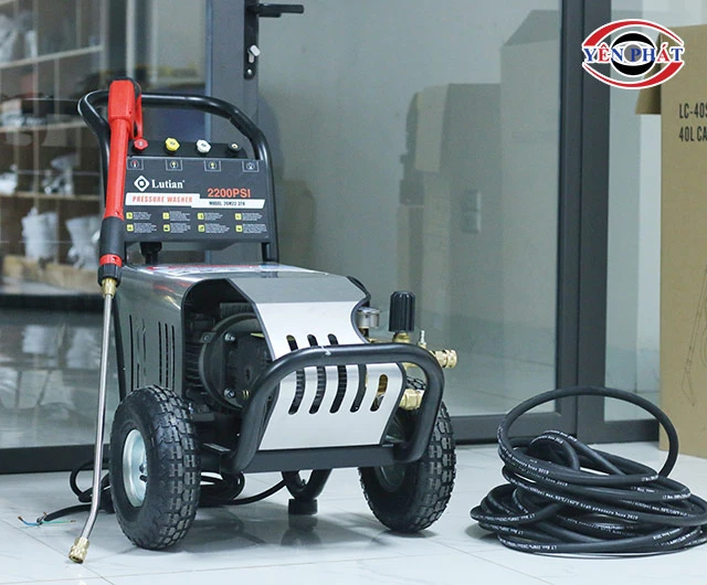 Máy xịt rửa xe Lutian 2200PSI-3.0KW
